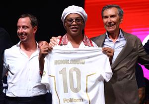 SOCCER-ITALY/RONALDINHO