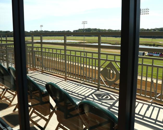 Suites - Colonial Downs - 090425 - 026.jpg