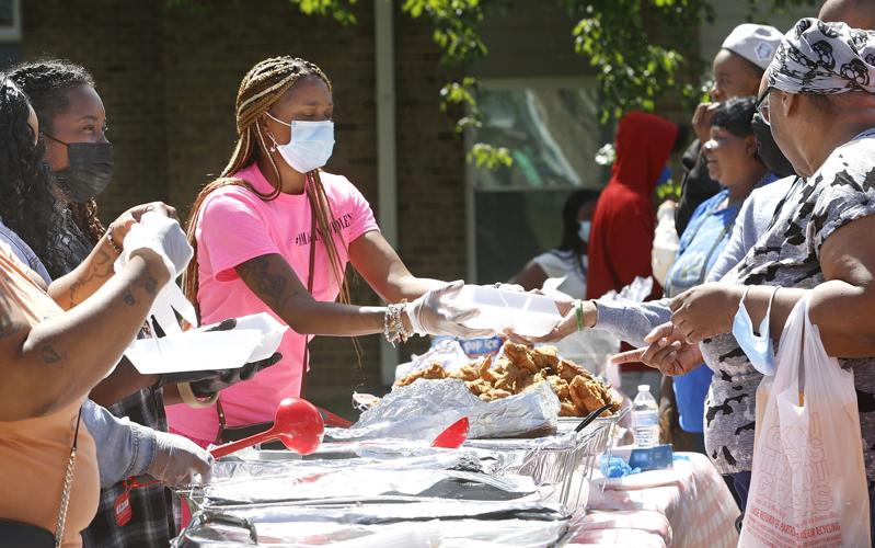 20210509_MET_HILL_AWE02