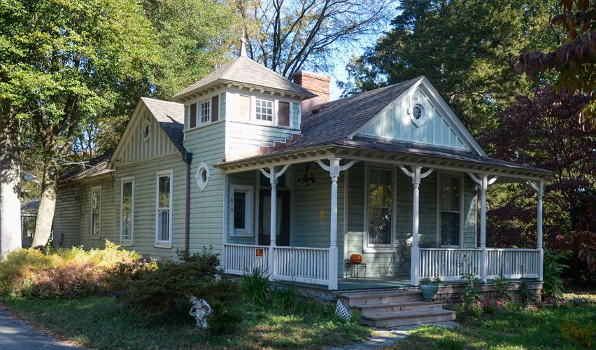 The workmen’s cottages in Ginter Park Buildings that once housed