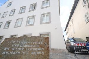 AUSTRIA-HITLER/BIRTHPLACE