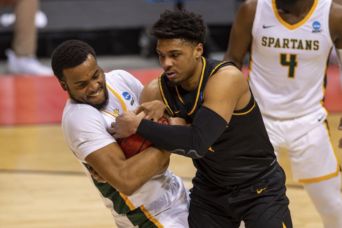 Richmond S J J Matthews Returned To Virginia To Care For His Mom And Has Now Led Norfolk State To An Ncaa Win College Sports Richmond Com Richmond S J J Matthews Returned To Virginia To Care For His Mom And Has Now Led Norfolk State To An Ncaa Win College Sports Richmond Com