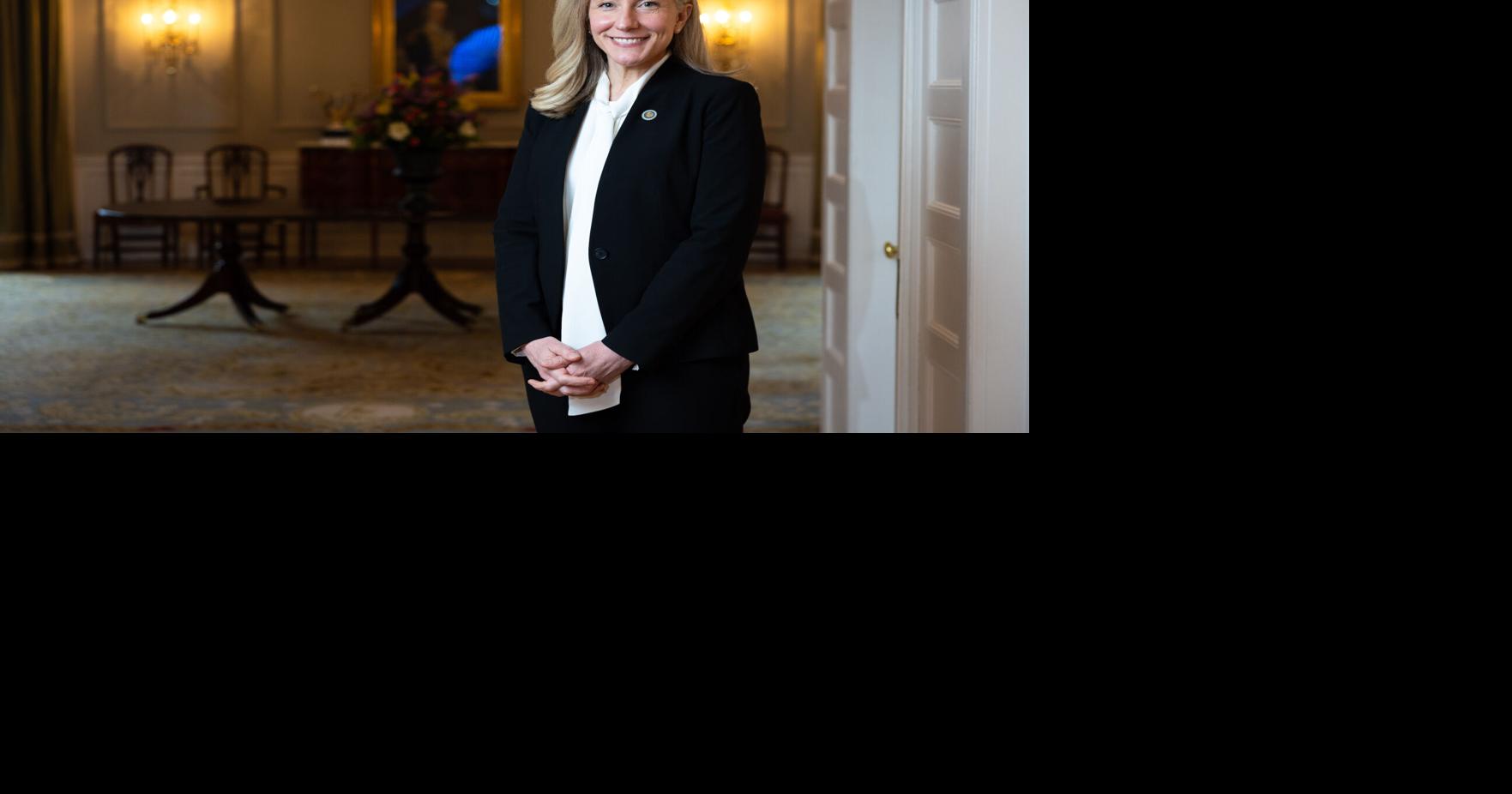 Governor to 8.8 million, but she's 'mom' in the mansion