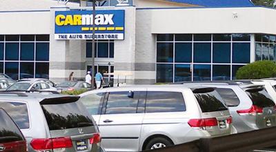 Carmax Hires The Martin Agency As Chain S Advertising Of Carmax On West Broad Street In Henrico County