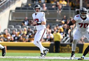 FOOTBALL-NFL-PIT-ATL/