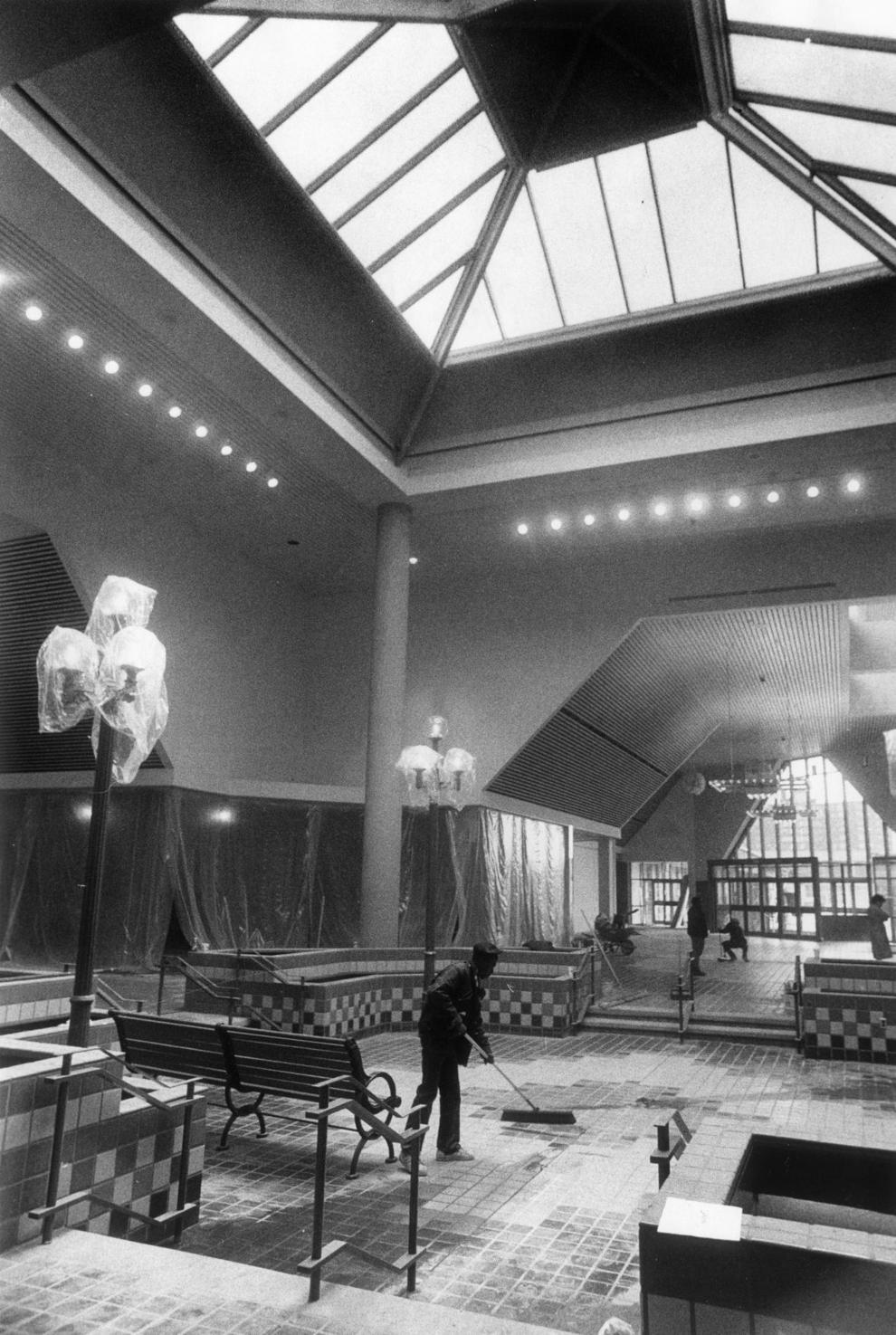 Remember these stores at Willow Lawn? 33 photos from The TimesDispatch