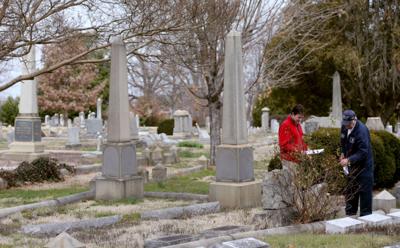 Hollywood Cemetery’s roses get a touch up  