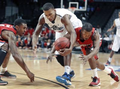 Ur Beats Duquesne Faces Vcu Tonight University Of Richmond