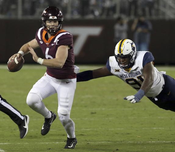 Virginia Tech standing by QB Grant Wells, even as offense continues to