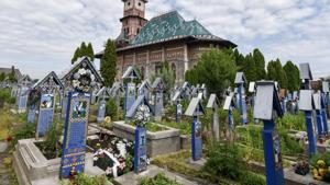 Rick Steves’ Europe: Bone voyage: Exploring Europe's cemeteries and crypts