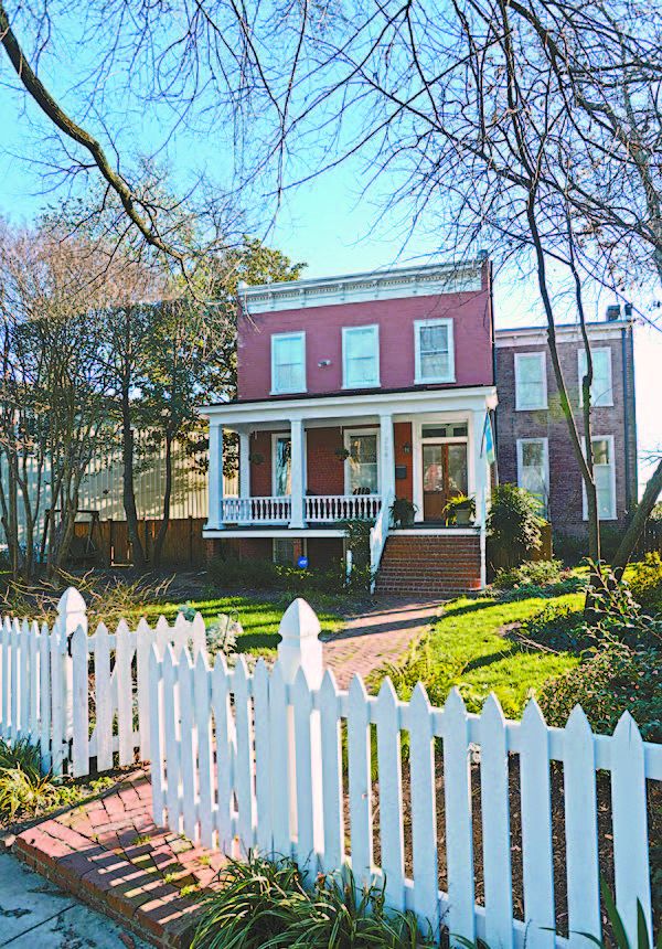 Chimborazo A turnofthecentury neighborhood enjoys an uptick in