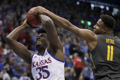 Nation Roundup Butler Led Baylor Triumphs At Kansas Ap