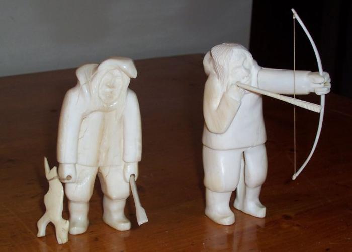 What’s It Worth: ‘Gone with the Wind’ lamp, ivory carvings