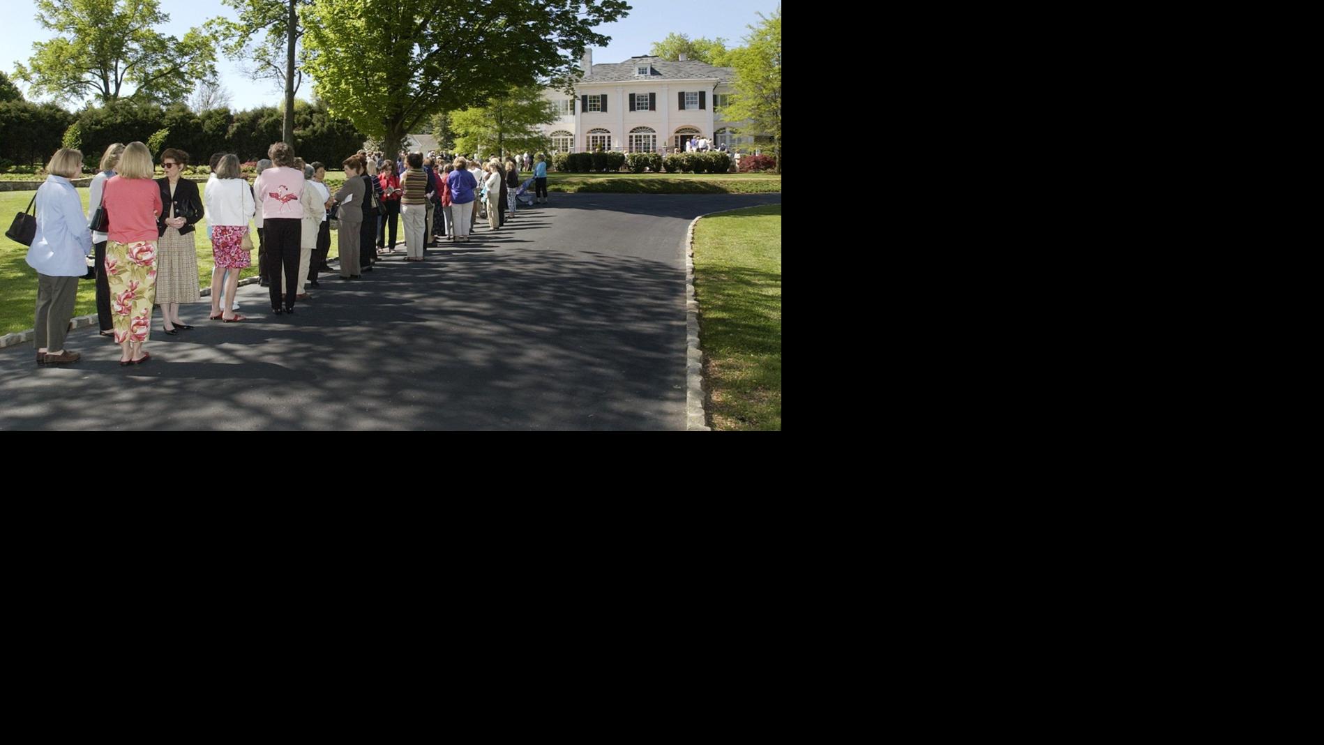 From The Archives The Rebirth Of Graymont Throngs Pay Visit To
