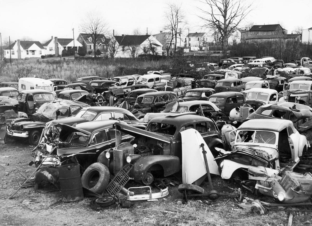 Junk Yard Stock Photo - Getty Images