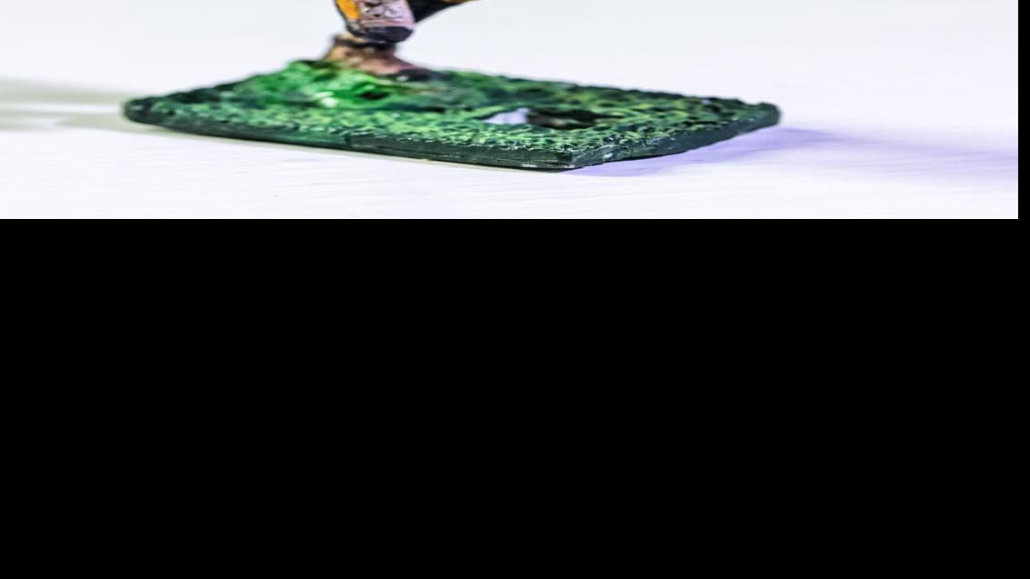 PHOTOS Electric football figures Entertainment