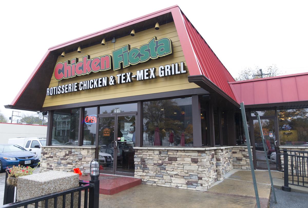 Restaurant Review En Fiesta Turns Out Rotisserie Worth Dine Review En Fiesta At 2311 W Broad St Richmond