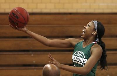 Multiple Defenders Can T Stop Args Boyd From Putting Up Crazy Basketball Numbers 804 Varsity Richmond Com