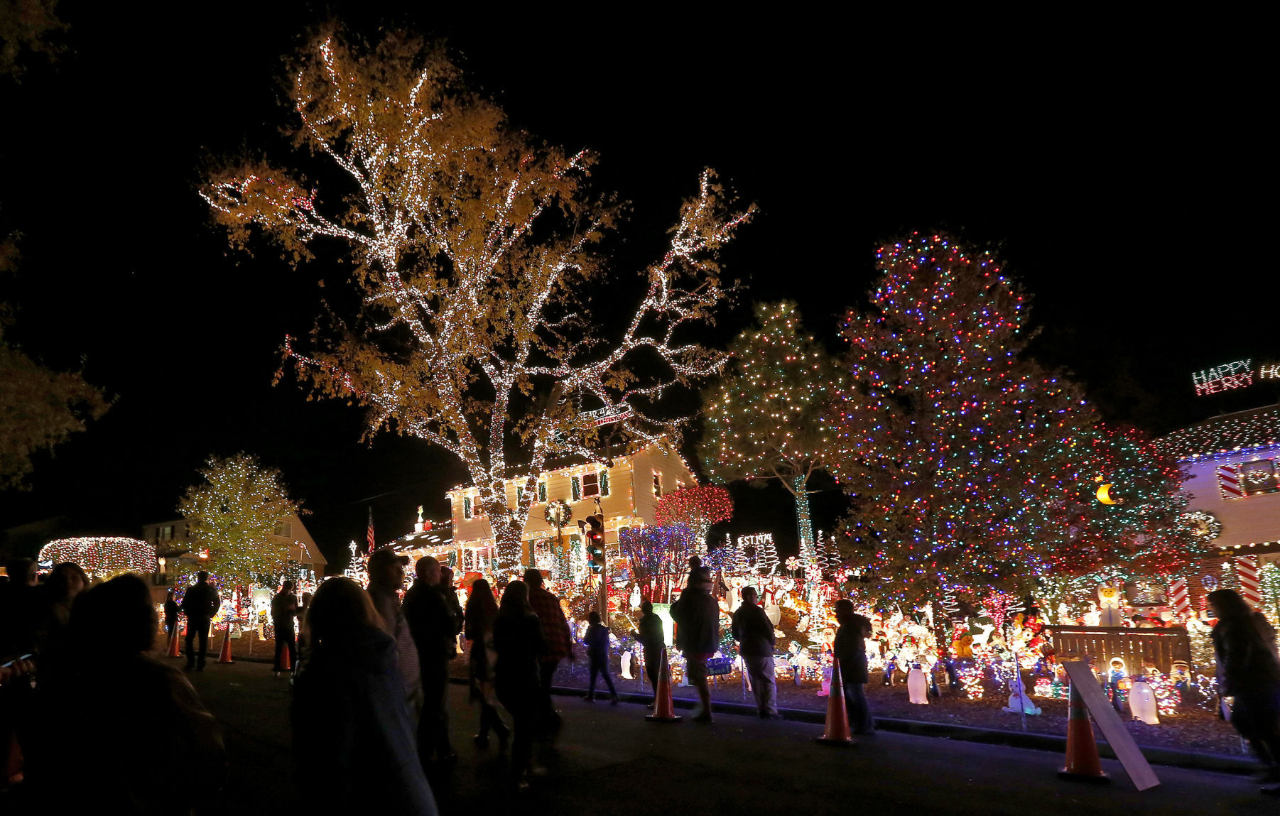 Suggested Route To Hit 10 Of Richmond's Most Popular Tacky Light Homes ...