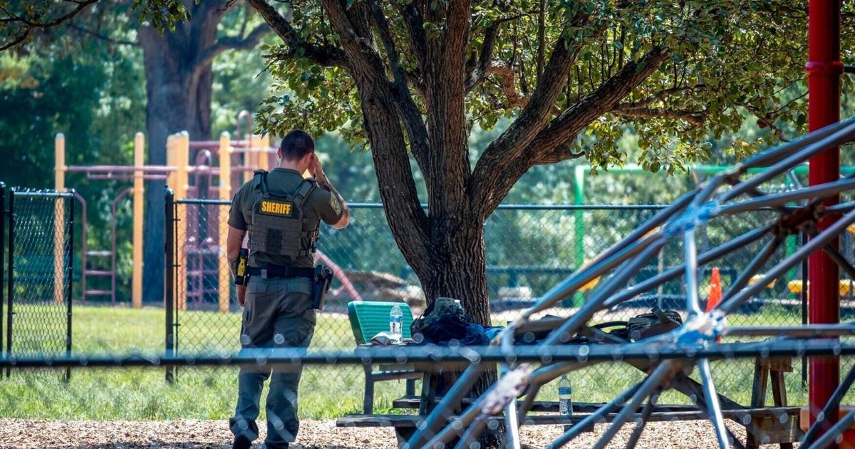 Coverage image for: Suspect dead, staff member injured in Waynesboro school shooting