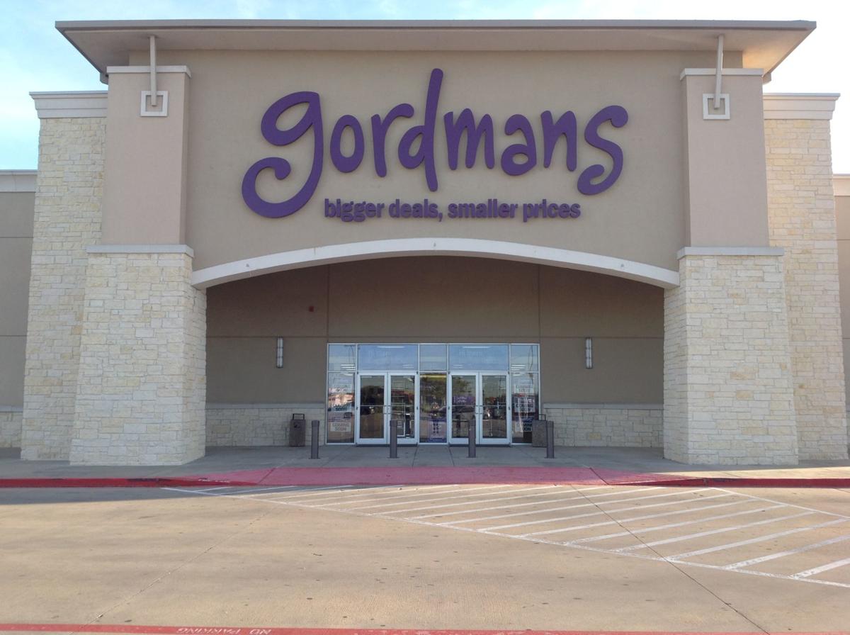 After 125 Years Peebles Name On Stores In Virginia Is Ending As