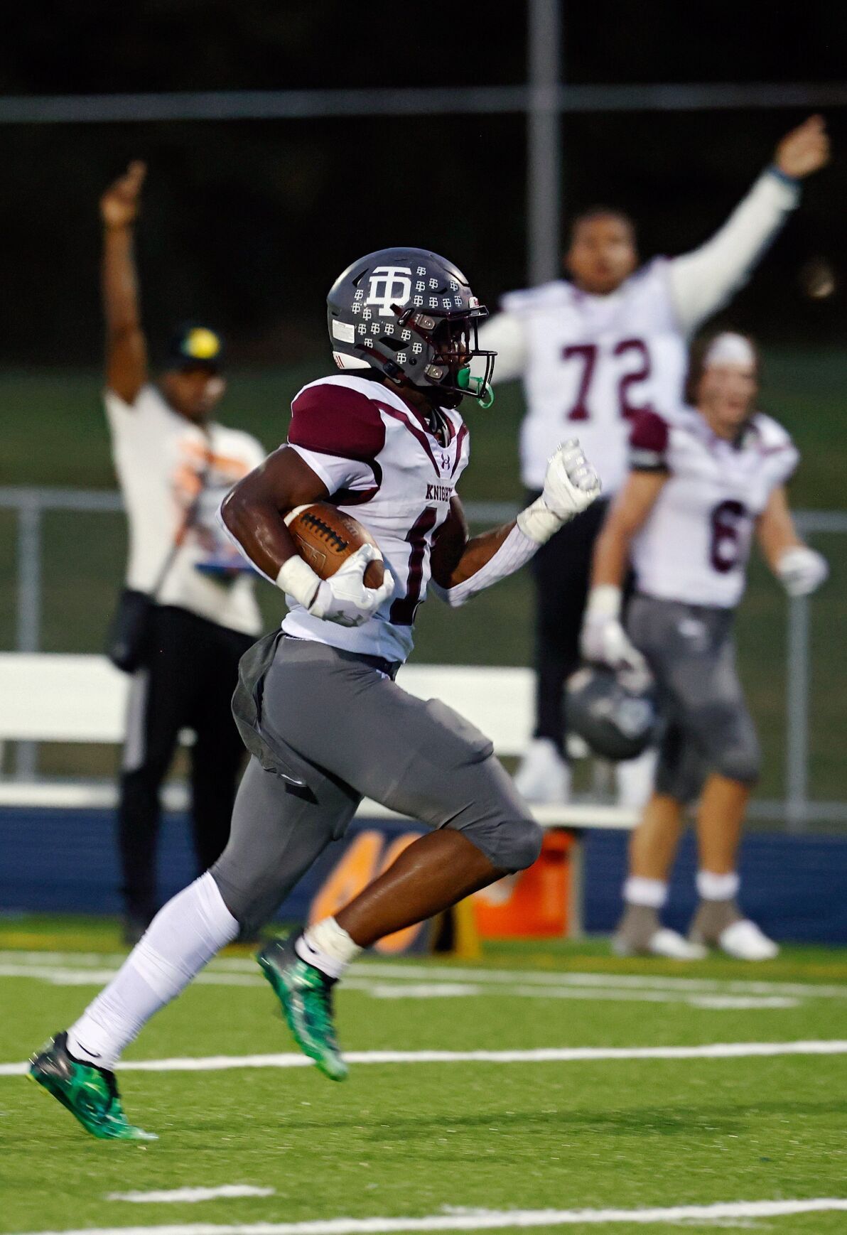 Devin Williams, Mansfield Timberview, Dual-Threat Quarterback