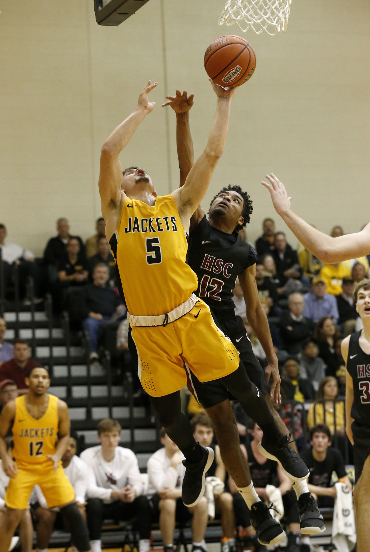 PHOTOS RandolphMacon vs. HampdenSydney men's basketball game