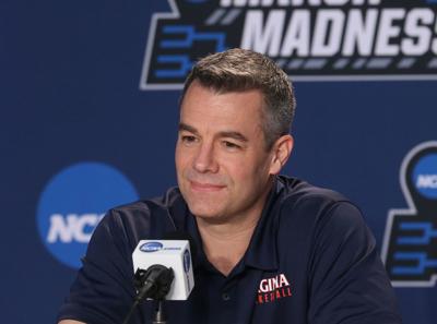 Uva S Tony Bennett Named Ap Men S College Basketball Coach Of The