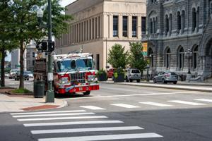 080426-rtd-met-ambulances