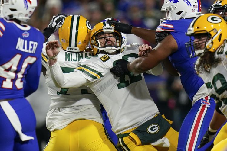 Diggs, Bills hand Rodgers, Packers 4th straight loss, 27-17