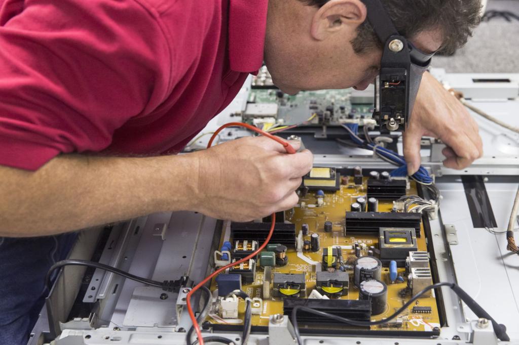 Broken Tv Repair Or Buy A New One Business Richmond Com