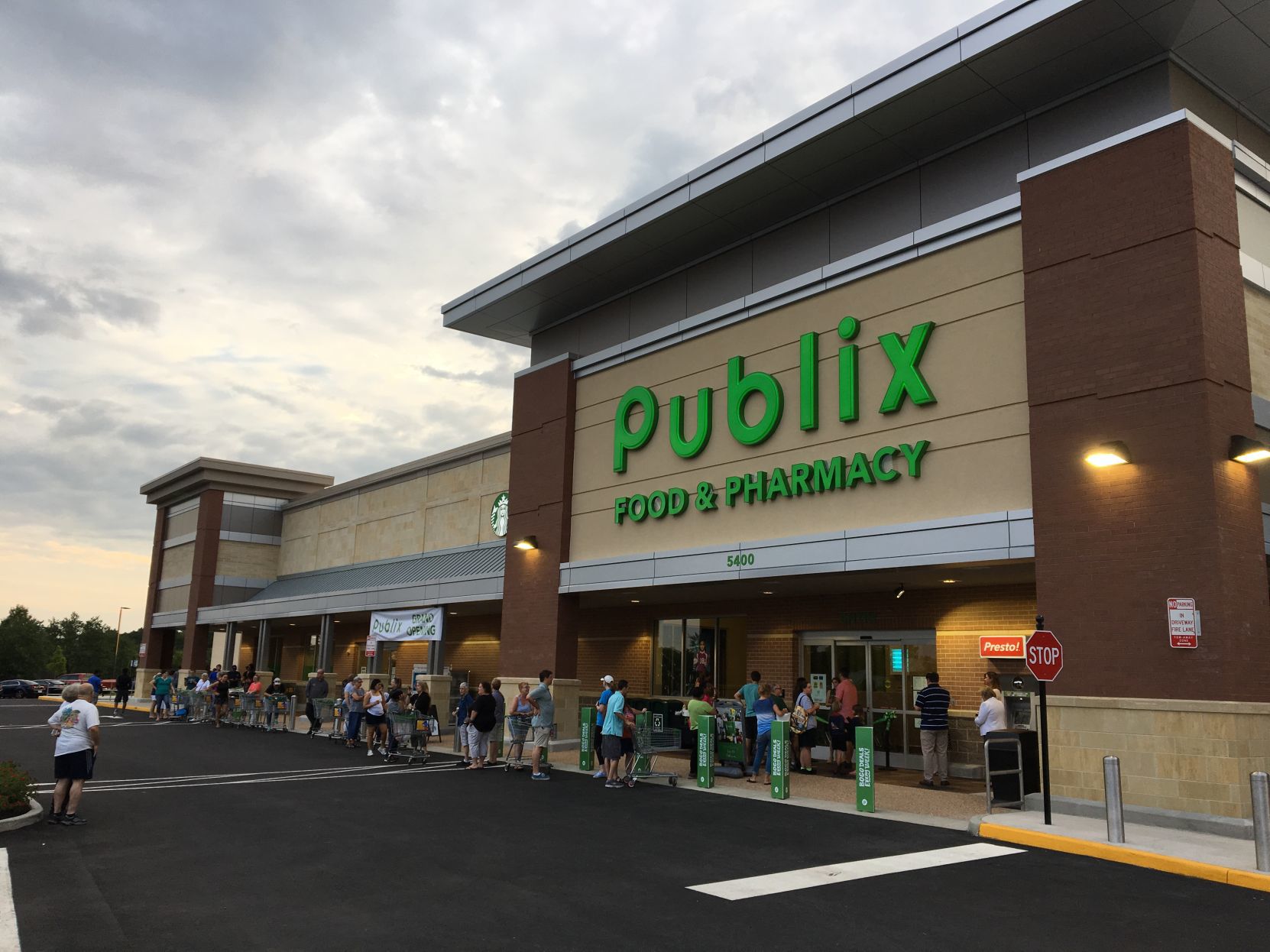 Richmond Region's First Publix Grocery Store Opened Saturday Morning To ...