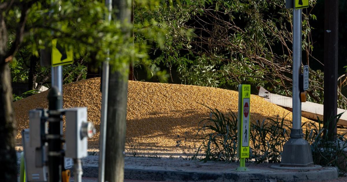 CSX begins to remove grain from James River following derailment