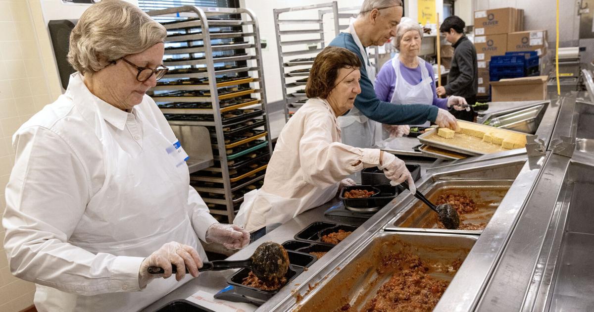 Cost-saving Medicaid meal deliveries threatened by cuts, policy ...