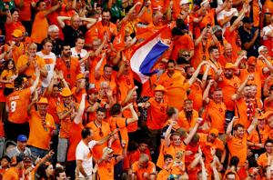 SOCCER-WORLDCUP-NLD-SWE/
