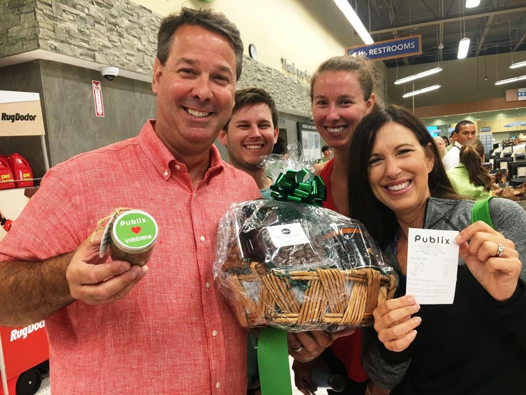 Richmond region's first Publix grocery store opened Saturday morning to  enthusiastic crowds