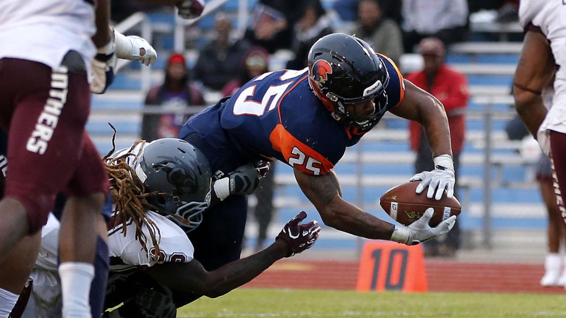 Virginia State Stays Perfect Wins Rivalry Game 40 39 Over
