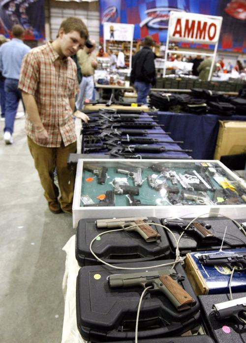 GUN SHOW