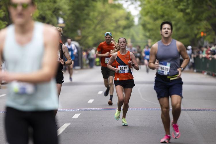 Monument Avenue 10K 24,000 on 25th anniversary