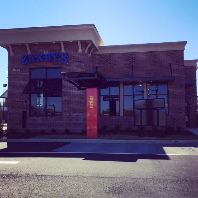 Zaxby's restaurant on Staples Mill Road is now open