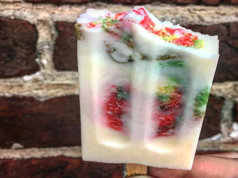 Thursday Only Free Ukrop S Rainbow Cookie Pops From King Of Pops
