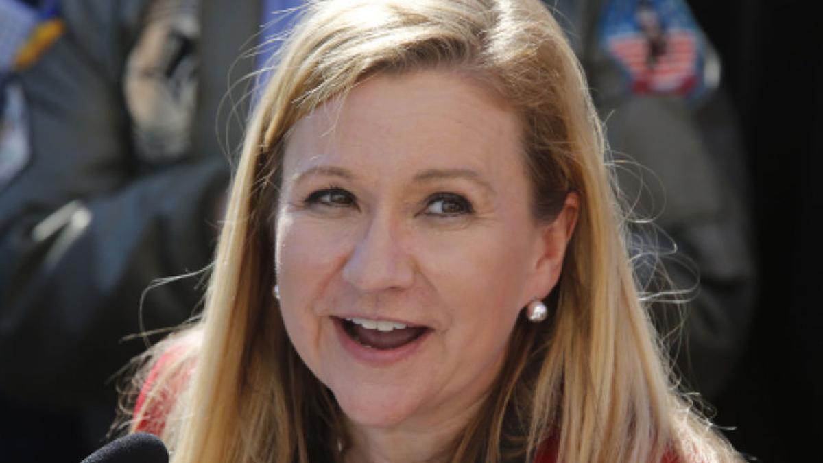 Chesterfield Sen Amanda Chase Announces Run For Governor