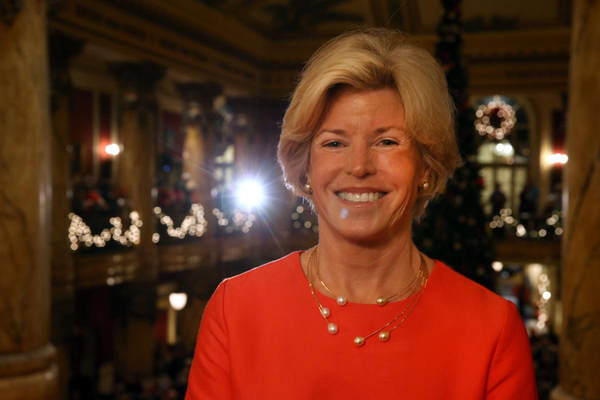 Richmond Christmas Mother, family appear at annual Jefferson tree lighting Richmond Christmas