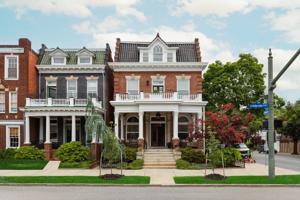 Boulevard Inn