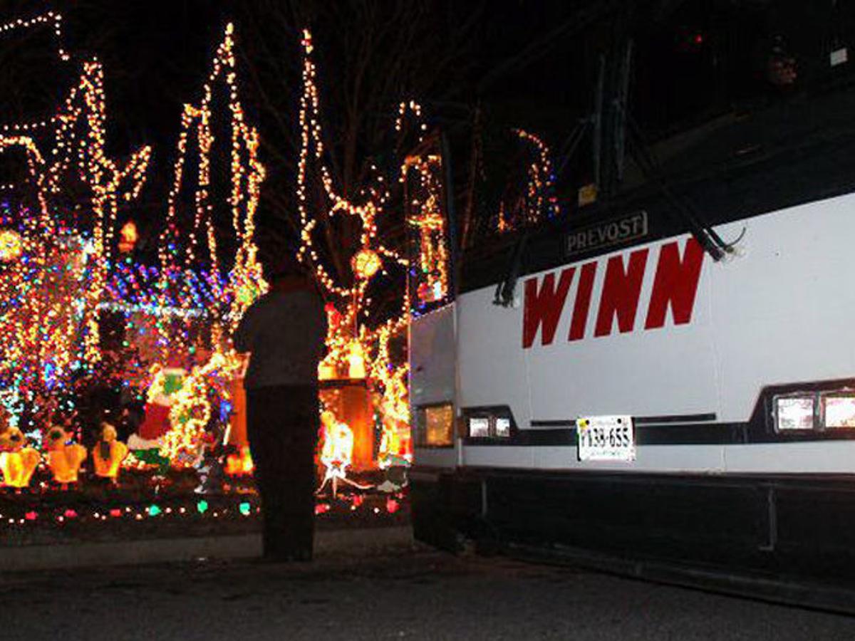 Bus Tour Offering Individual Seats For Tacky Light Tours For 25 Rtd Tacky Lights Tour Richmond Com