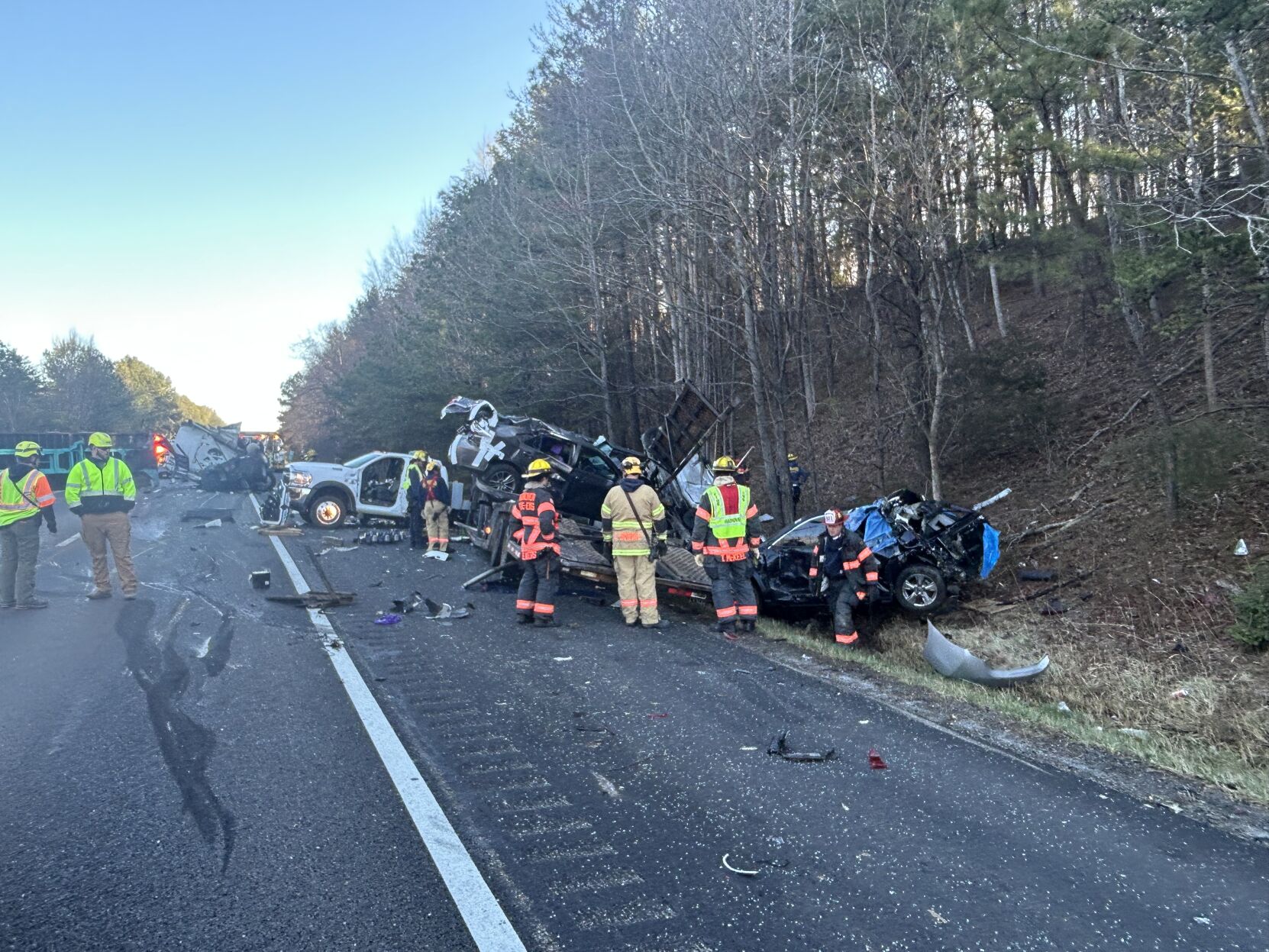 Tractor-trailer crash causes major backups on I-95