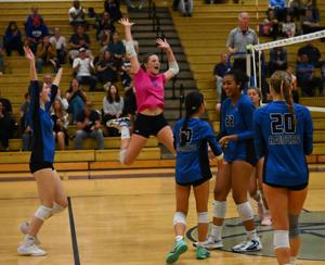 Which high school girls volleyball teams are hot entering the playoff push?