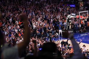 BASKETBALL-NBA-NYK-SAS/