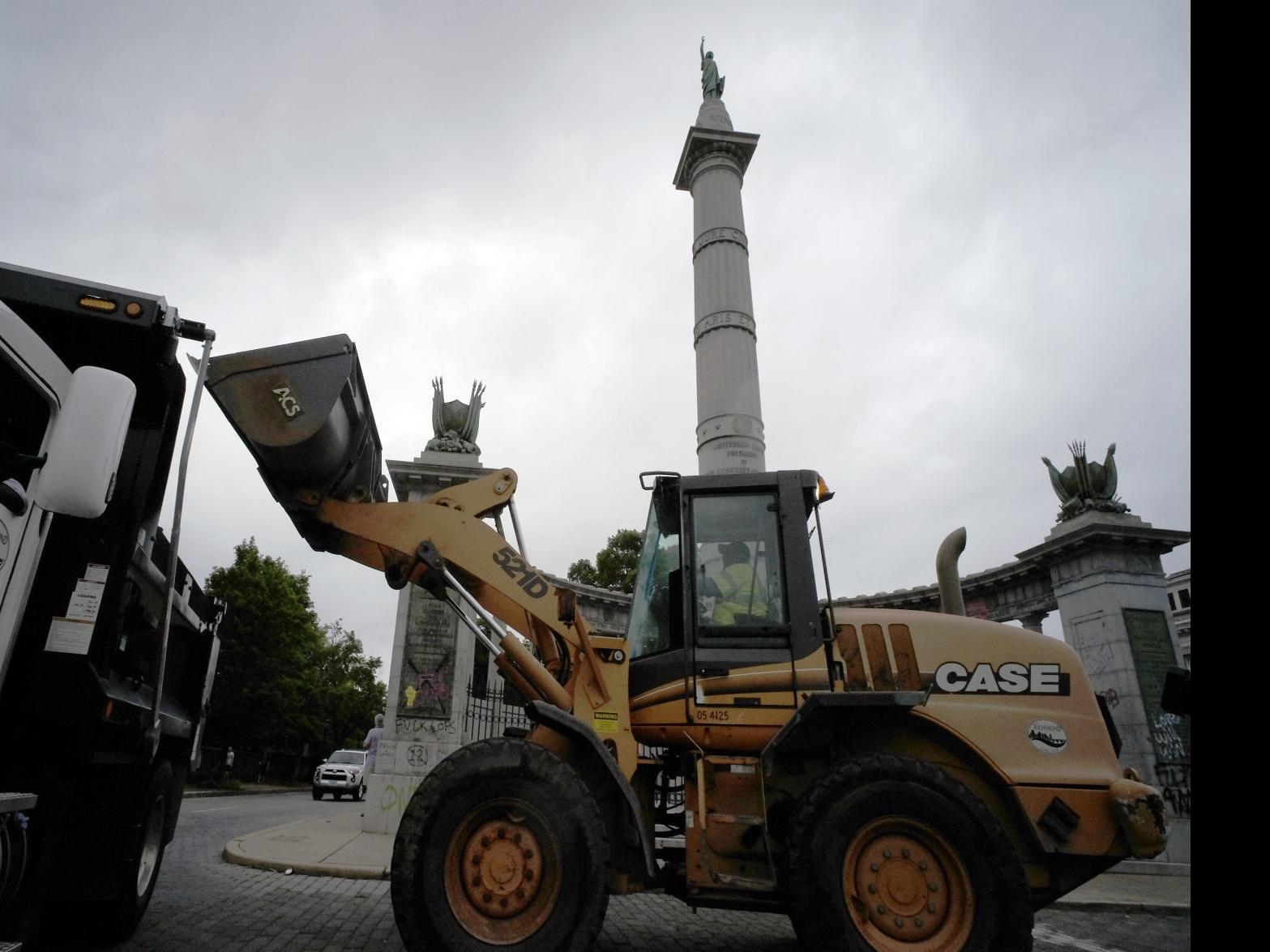 Jefferson Davis On Monument Avenue Becomes Third Statue Toppled In