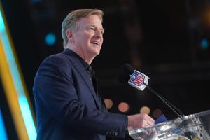 Commentary: NFL tiptoes in minefield of anti-DEI attacks with reimagined networking event